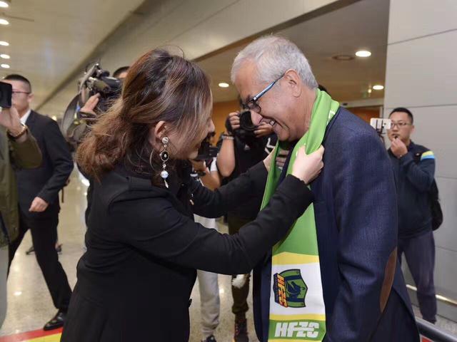 初爱直播大全在线观看